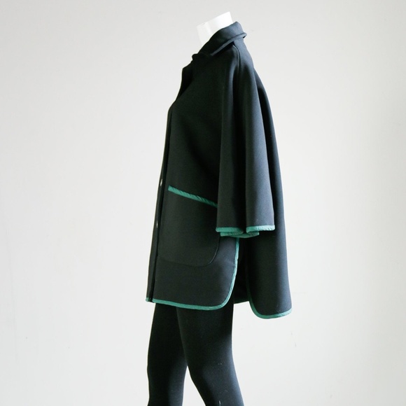 Vintage Black Chic Hunting Cape Coat - Picture 8 of 8